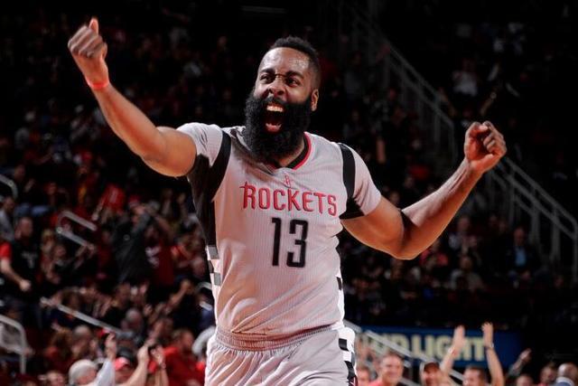 余嘉豪26+9浙江胜青岛 姜伟泽21+15吉林胜宁波